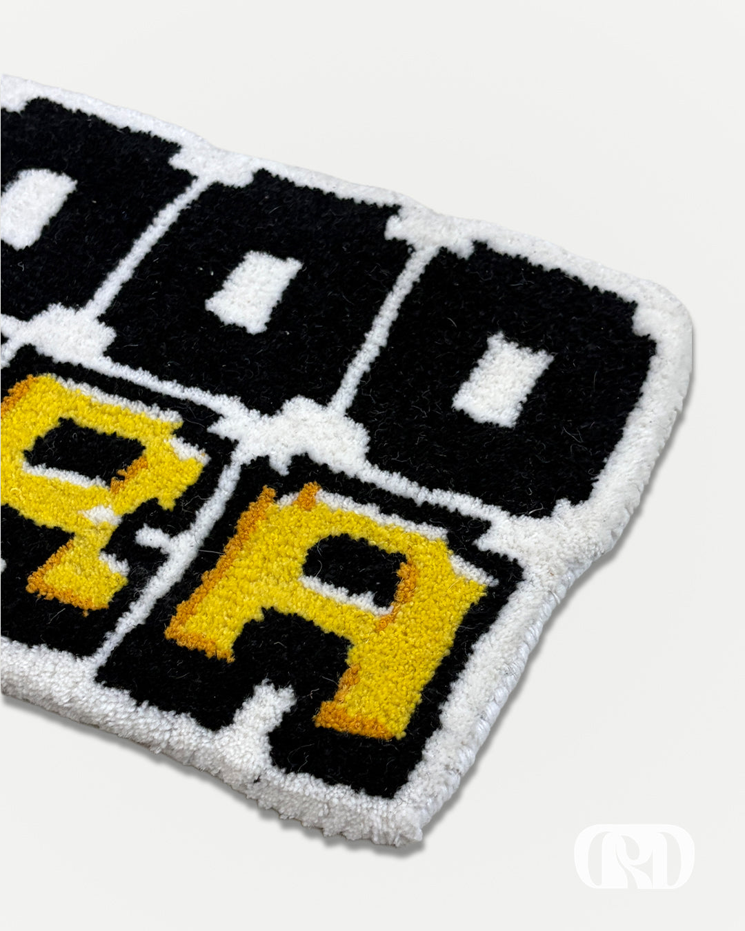 AURA 1000+ HAND-TUFTED RUG