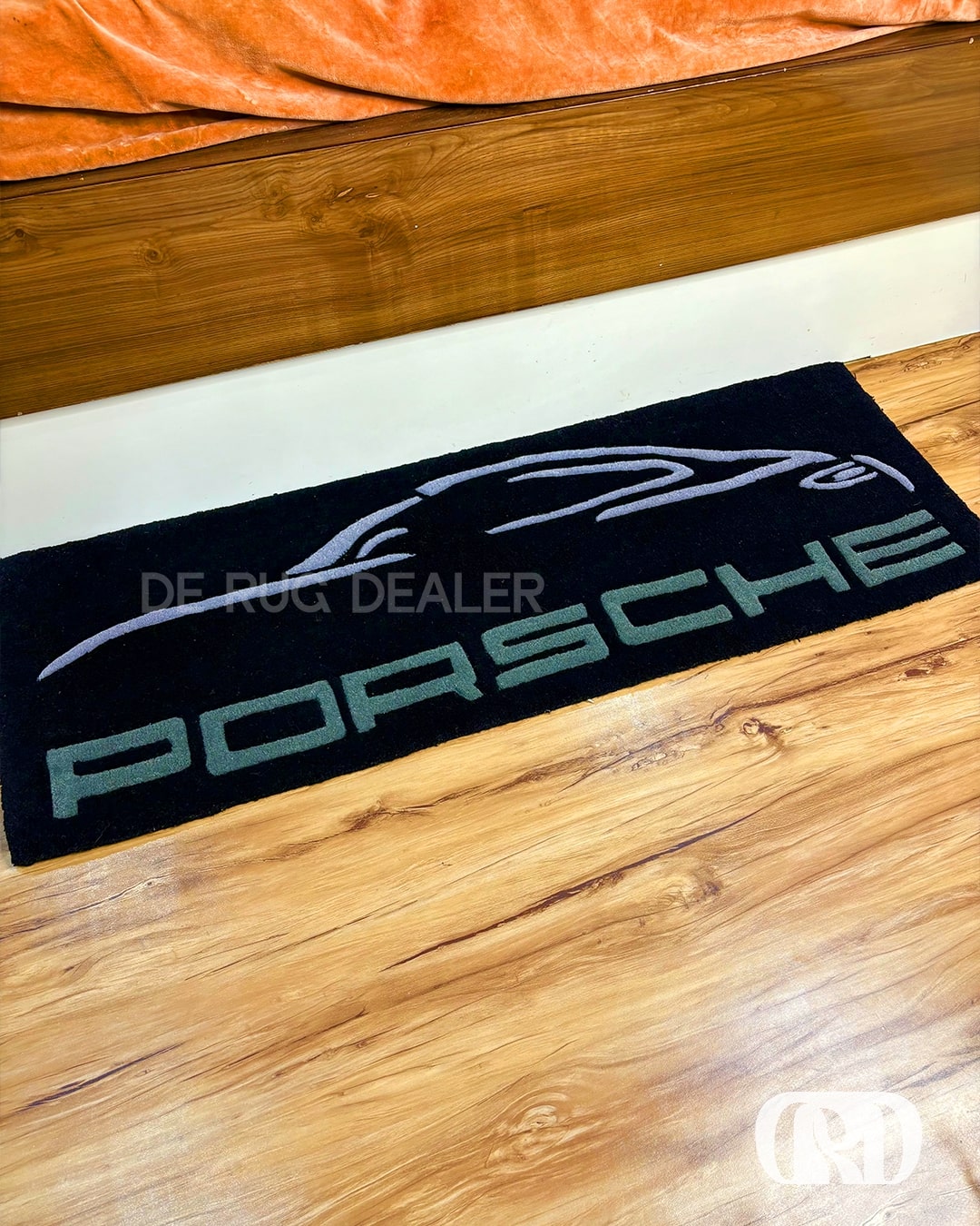 PORSCHE RUG 2