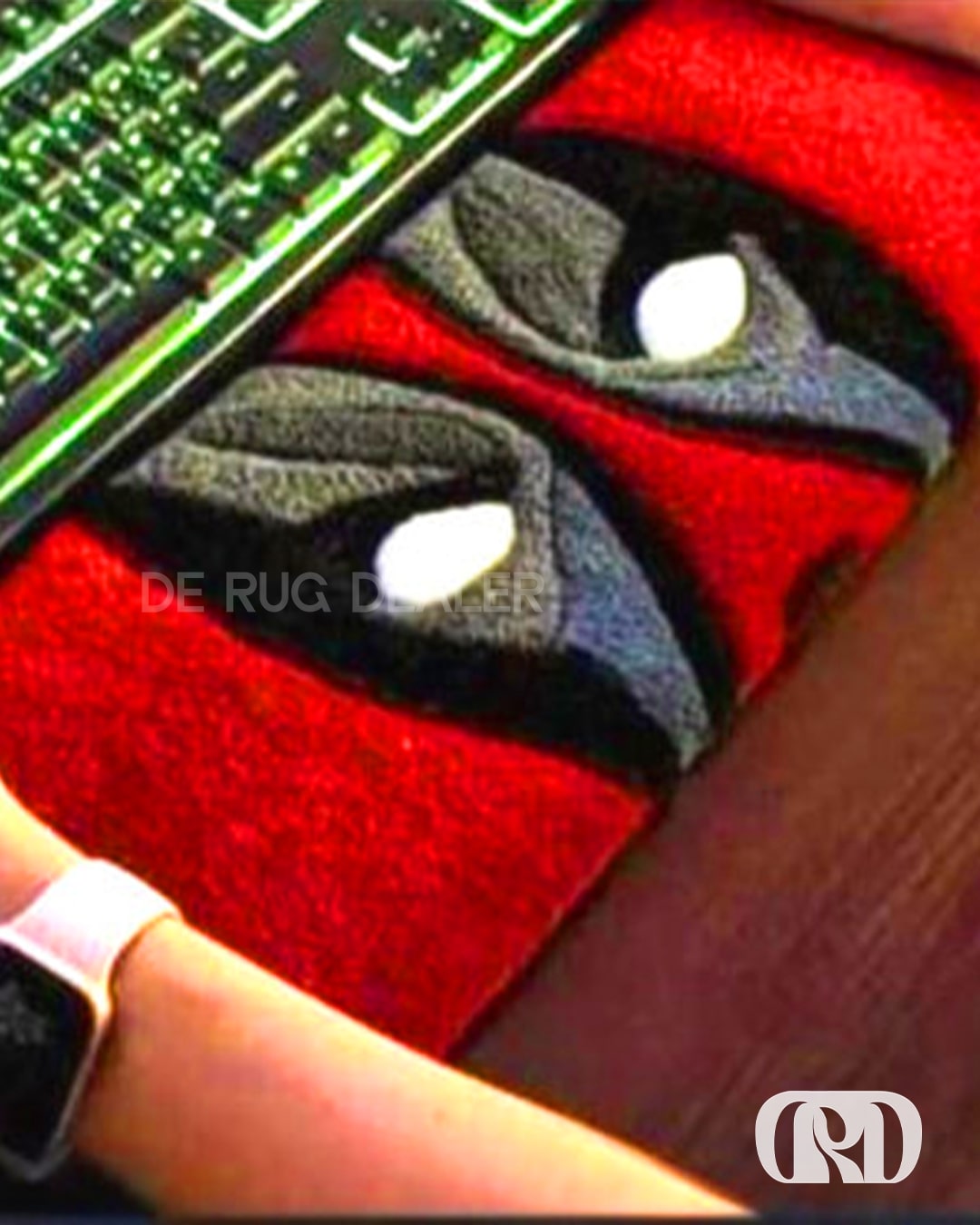 DEADPOOL KEYBOARD RUG