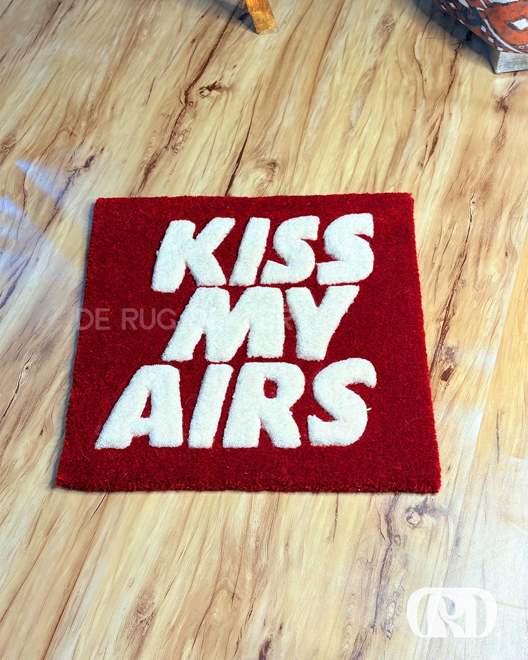 KISS MY AIRS RUG