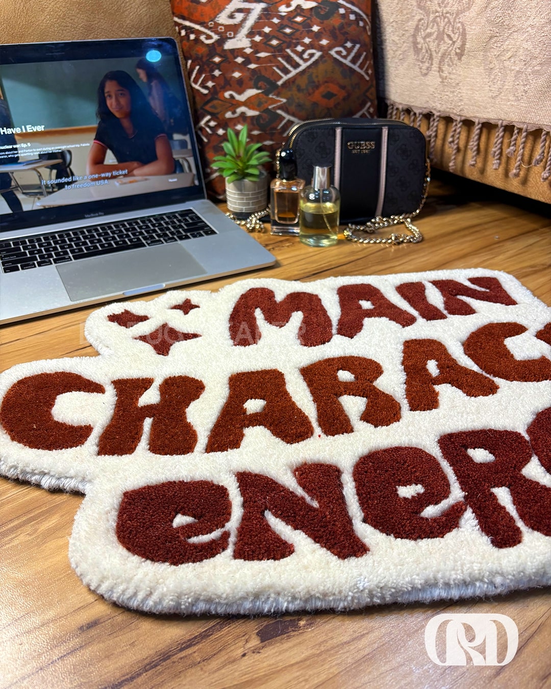 MAIN CHARACTER ENERGY RUG