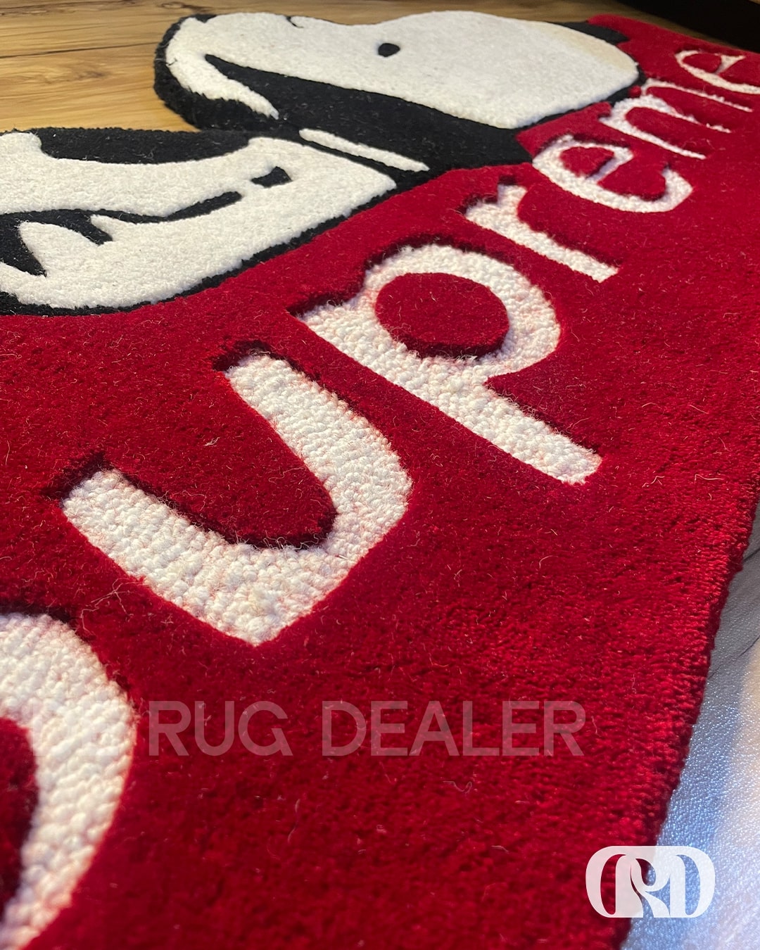SUPREME SNOOPY(LOOP PILE) RUG