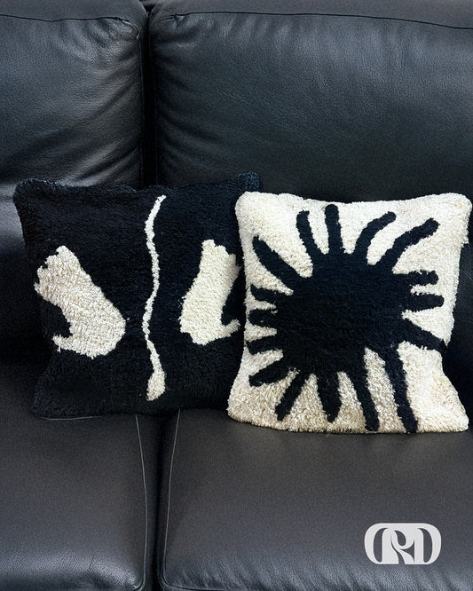 MONOCHROME ABSTRACT CUSHION COVER SET