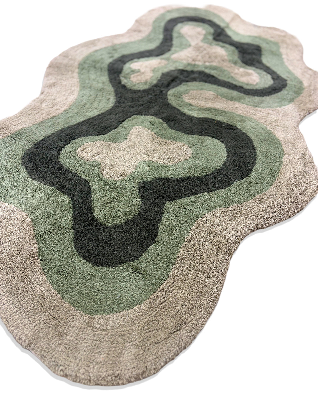 IRREGULAR GREEN TUFTED RUNNER