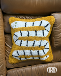 SNAKE TUFTED CUSHION COVER