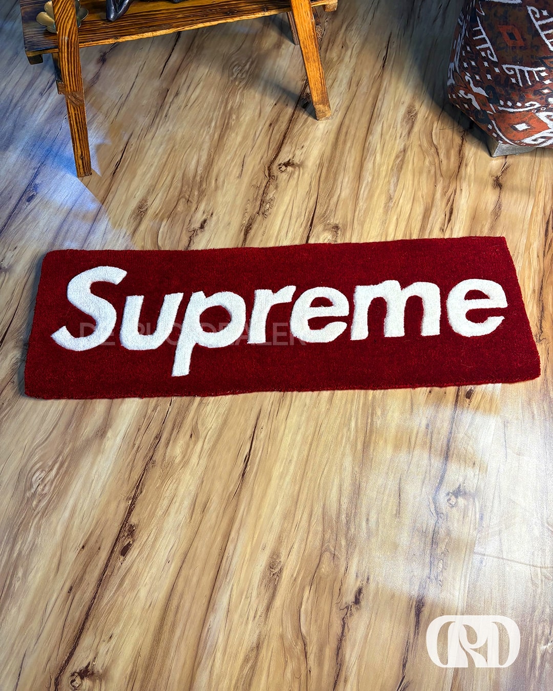 SUPREME LOGO RUG | Shop rugs starting @ 999/- & upto 15% Discount ...