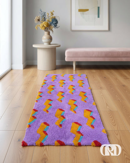 ZIG-ZAG MACHINE TUFTED RUNNER